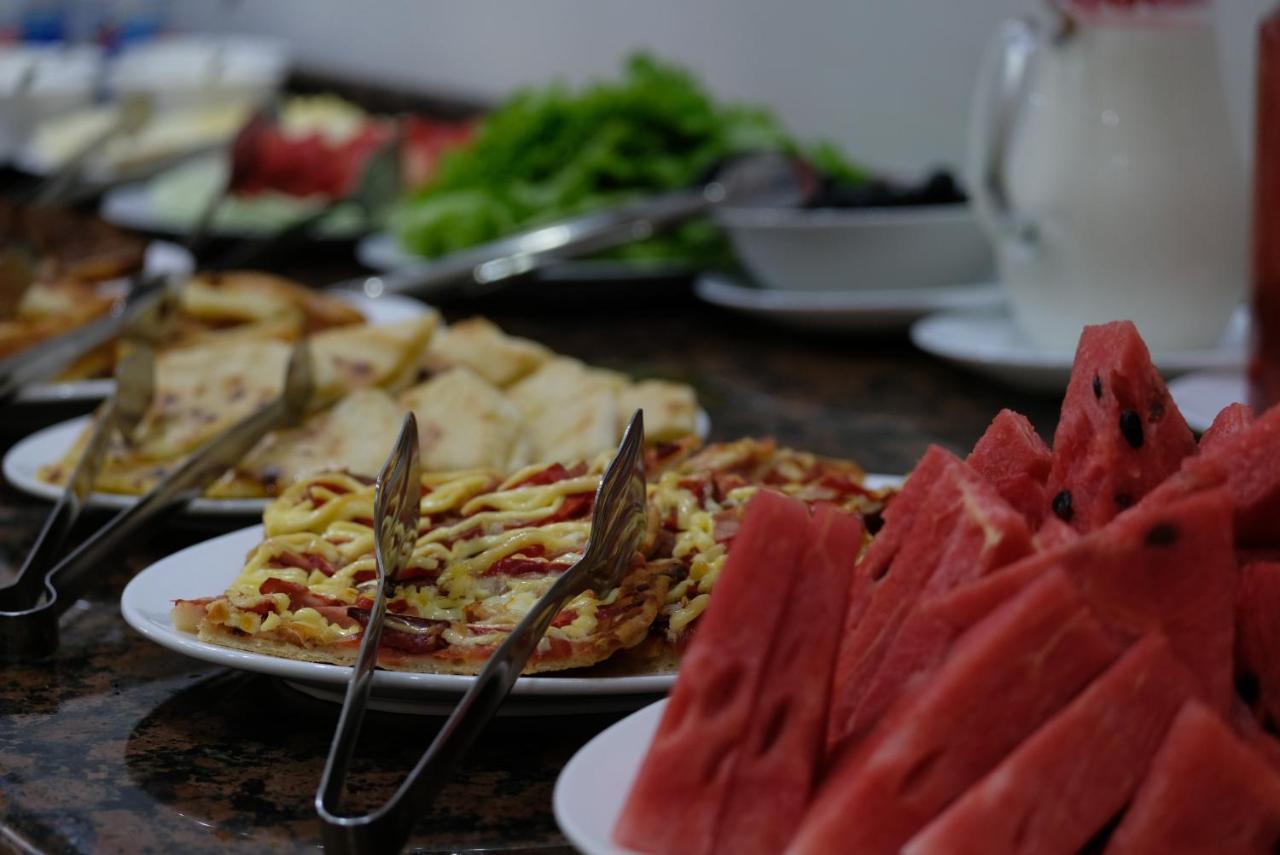 Eiffel Hotel Batumi Ngoại thất bức ảnh