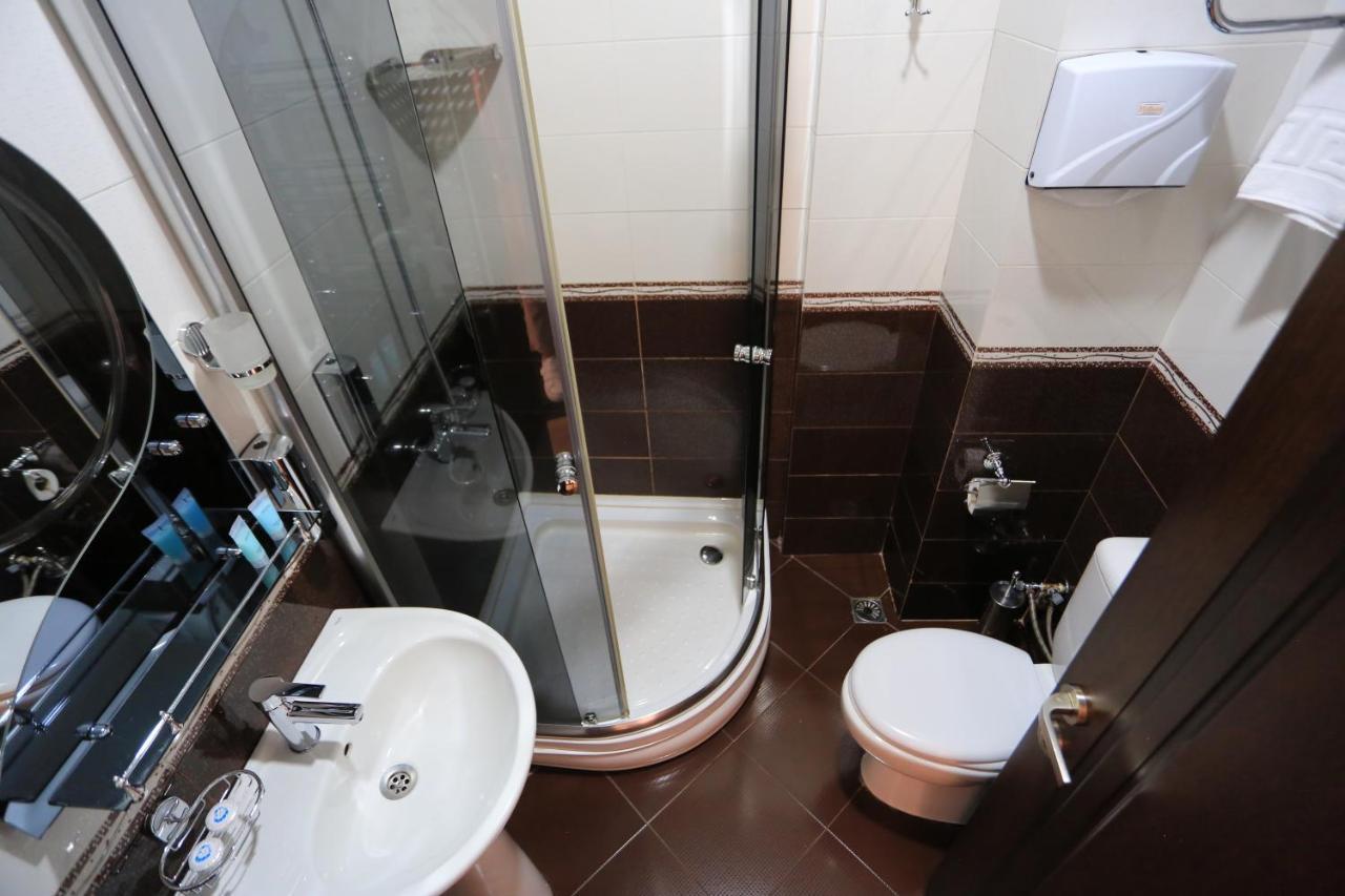 Eiffel Hotel Batumi Ngoại thất bức ảnh