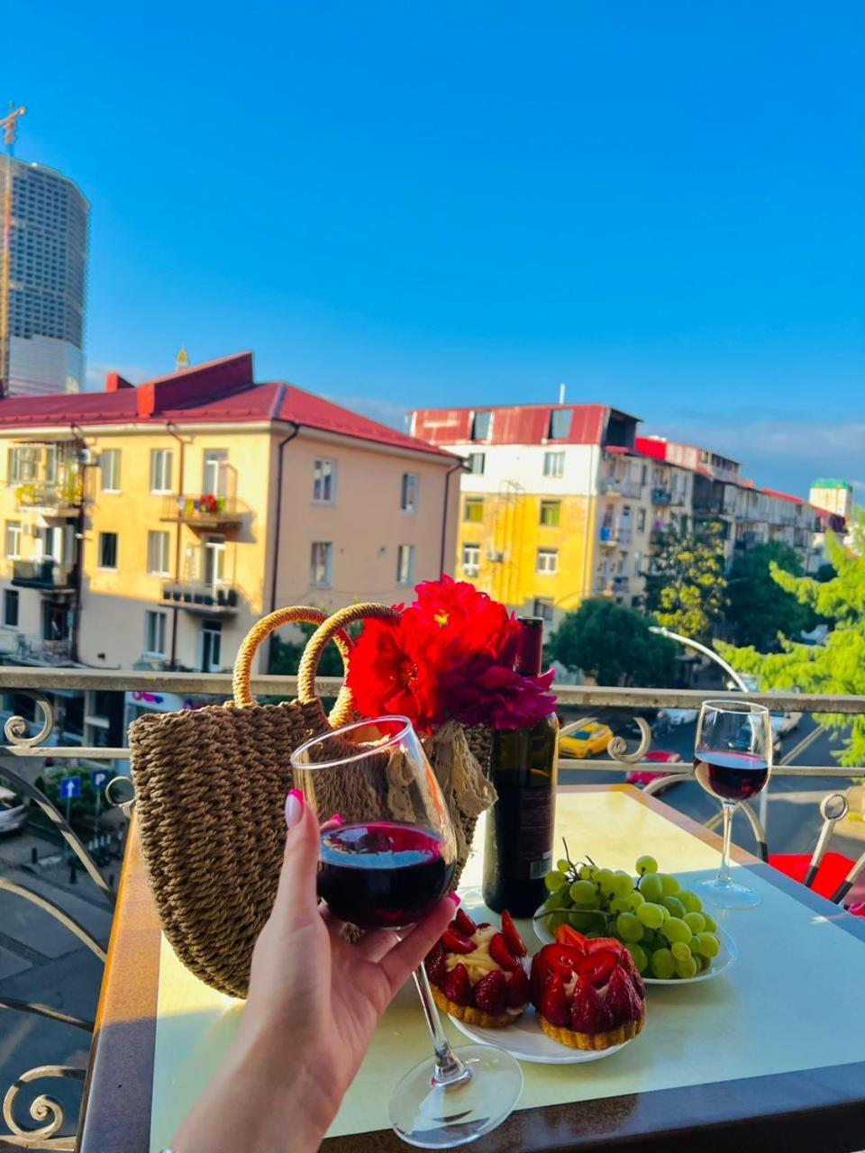 Eiffel Hotel Batumi Ngoại thất bức ảnh